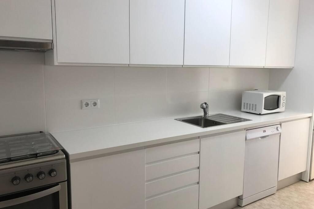 Apartamento Millenium Vista Mar- 2 Passos Da Praia クアルテイラ エクステリア 写真